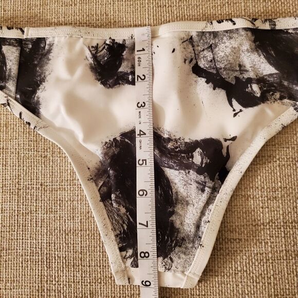 Tavik Jayden Full Coverage Bikini Bottom sz Med - Picture 9 of 13